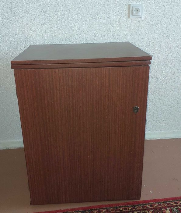 Щвейная машинка Чайка с электроприводом