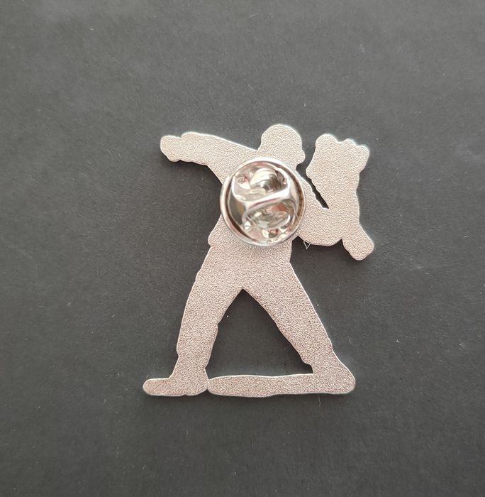 BANKSY broszka, pin