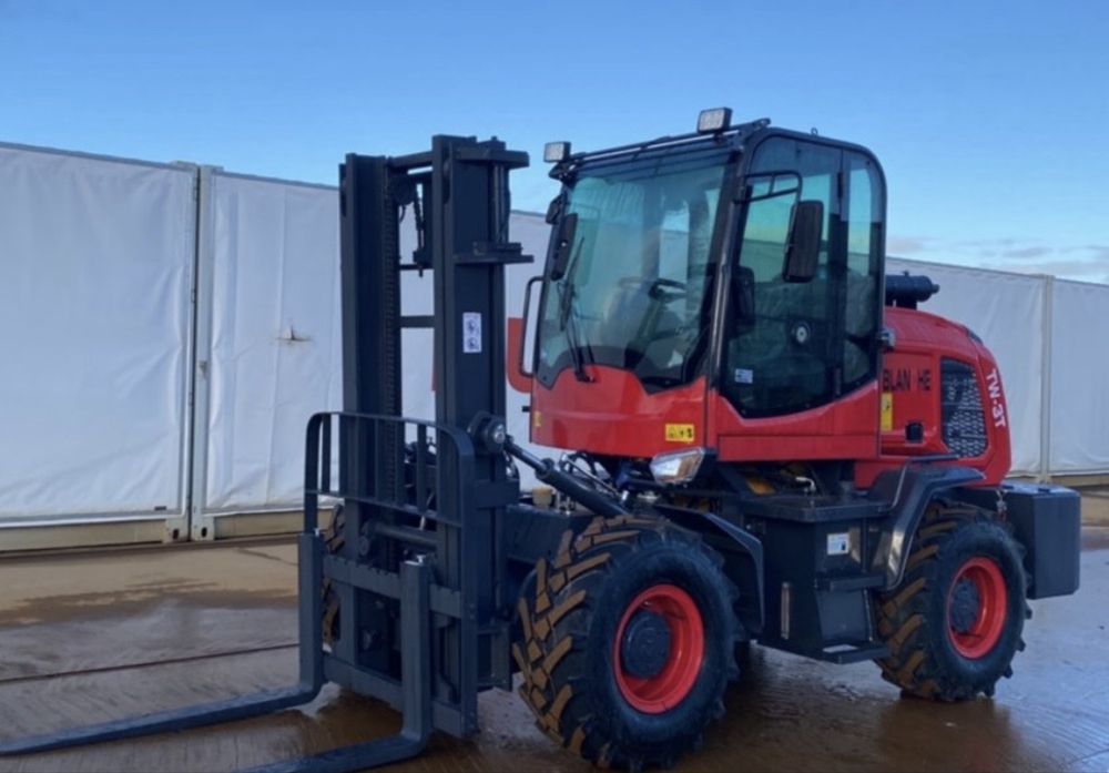 Wozek widlowy terenowy 3T tony nowy