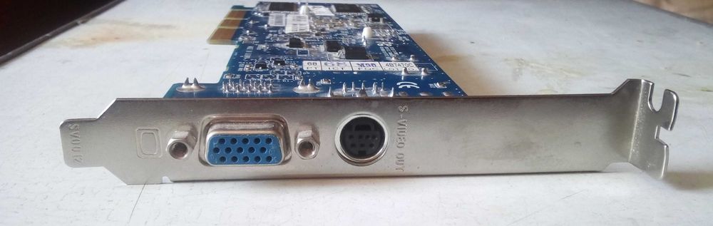 видеокарта gygabyte radeon 9200 agp