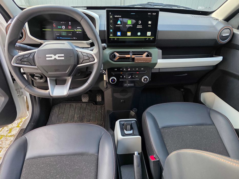 Dacia Spring Extreme Eletrico 65 48 kw, apenas 4836 km