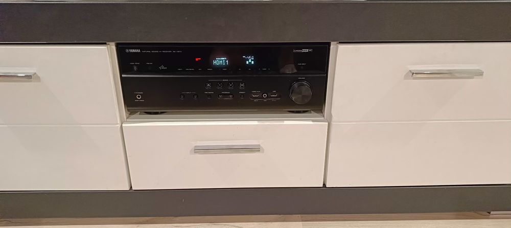 Amplituner Yamaha RX-V673