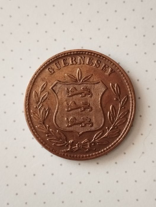 Moeda de 8 Doubles 1874 Guernsey Inglaterra em Bronze