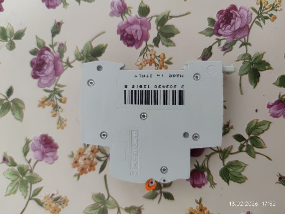 Автомат Schneider C25