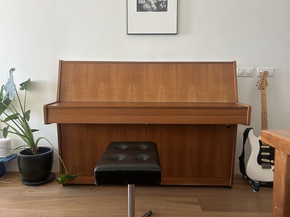Piano acustico vertical Hupfeld