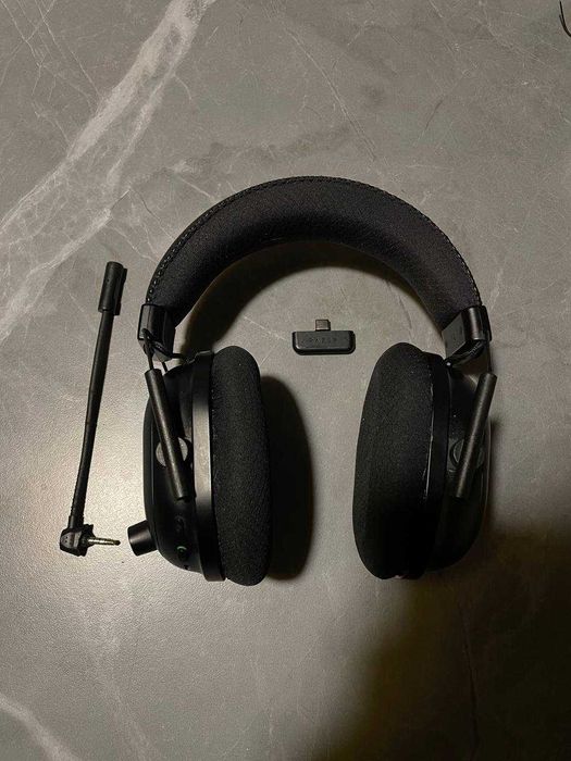 Игровая безпроводная гарнитура Razer Blackshark V2 PRO Wireless