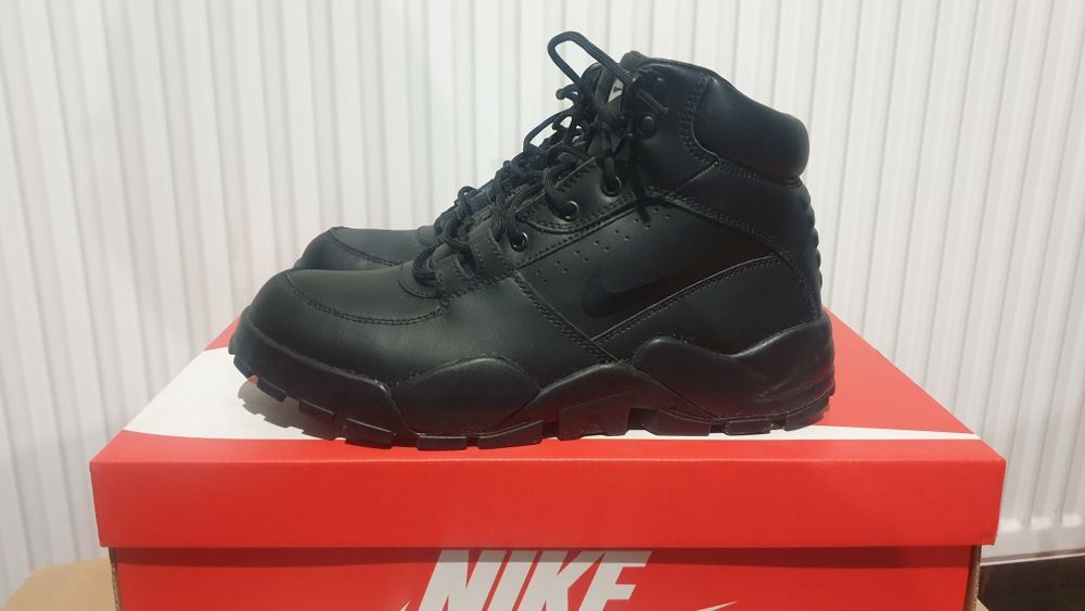 nike rhyodomo 43