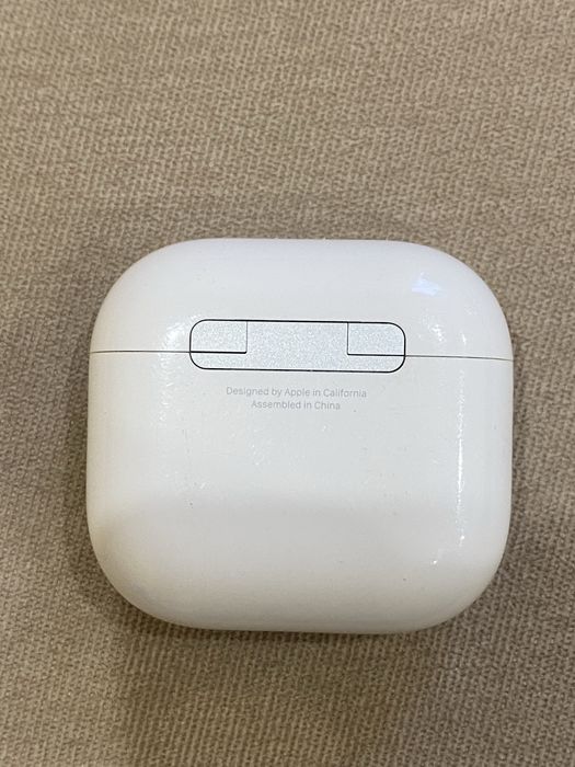 Airpods 4 кейс зарядний без навушників