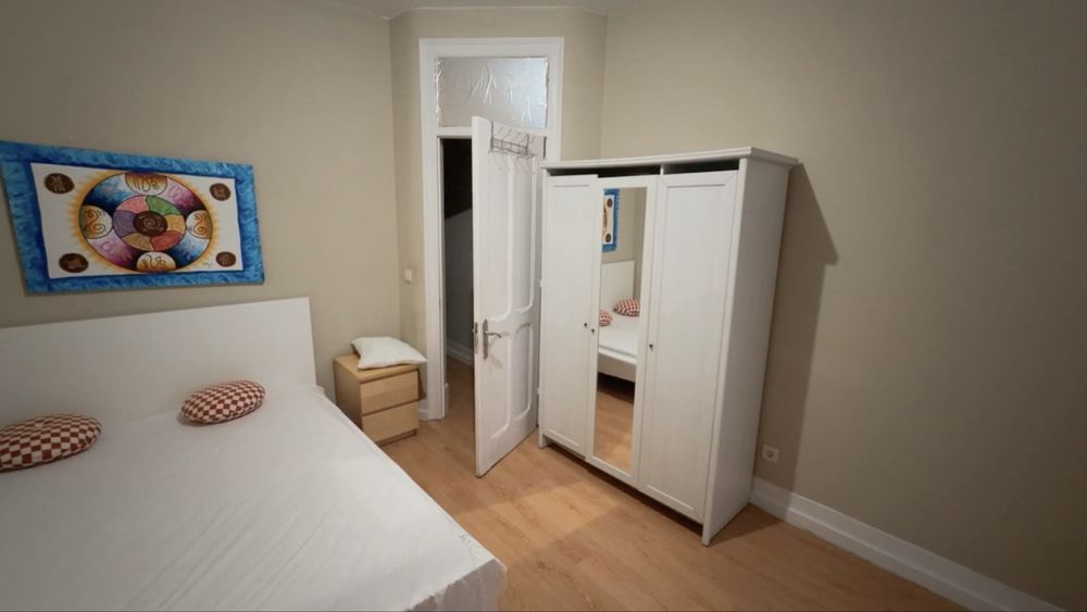 Quarto para arrendar na graça a 10 minutos da estaçao santa polonia