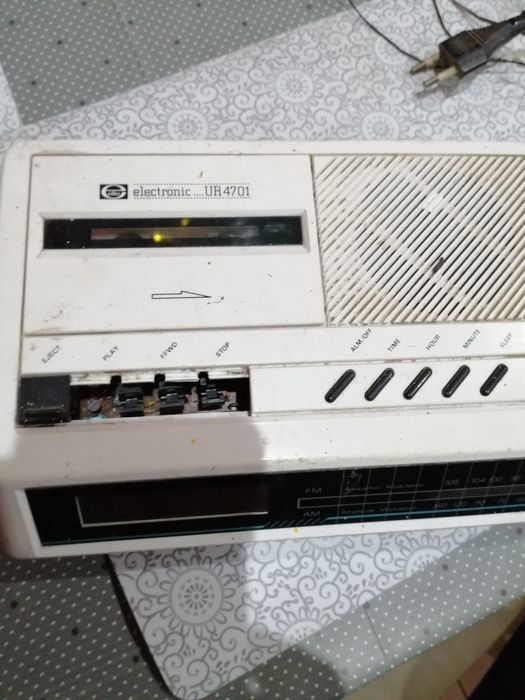 Radio magnetofon