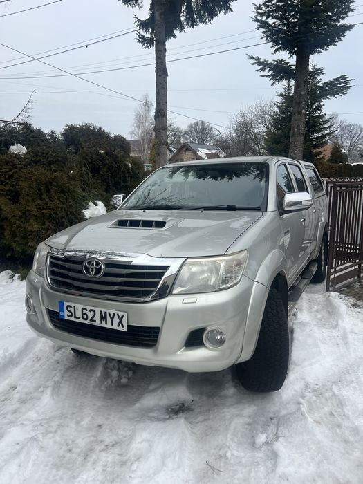 Mitsubishi L200 пікап