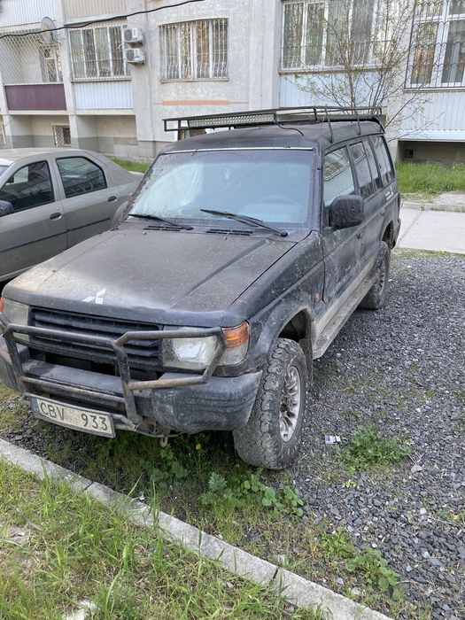 Mitsubishi Pajero 2
