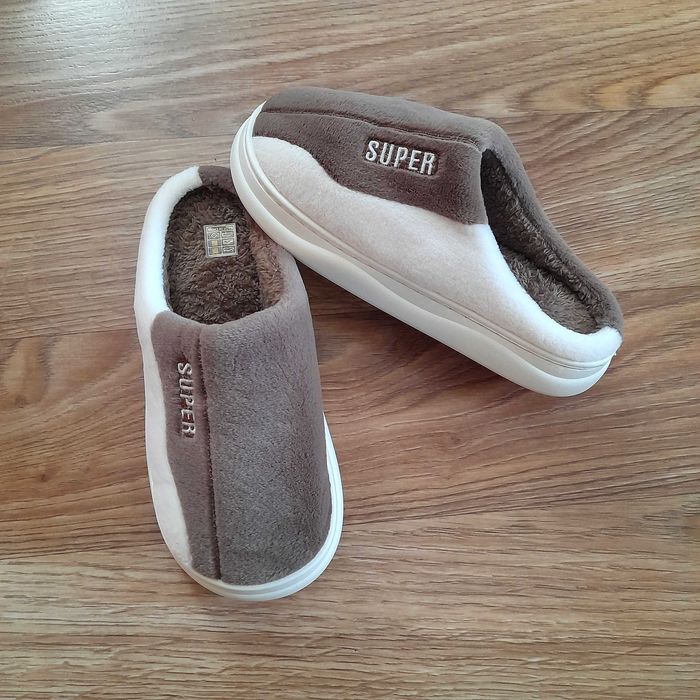 Тёплые тапочки домашние. Капці кімнатні.