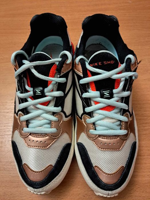 Детские Кроссовки Nike оригинал 38.5 размер