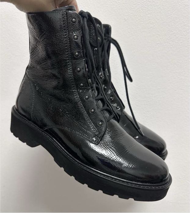 Чоботи шкіряні лакові Paul Green