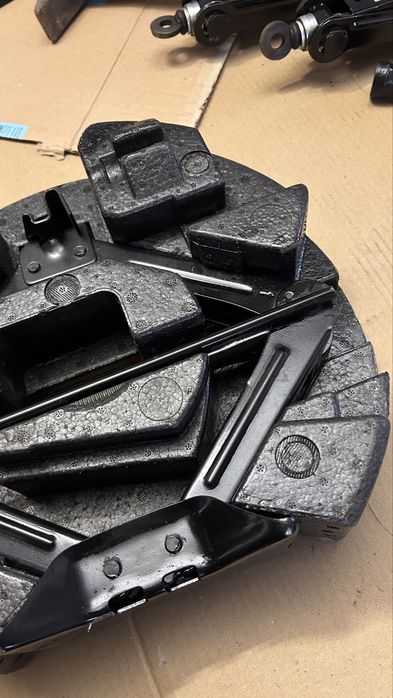 Домкрат Ford Fusion,Mondeo,Focus mk3