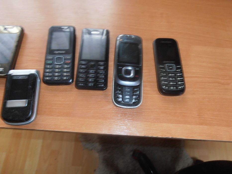 Stary telefon komórkowy