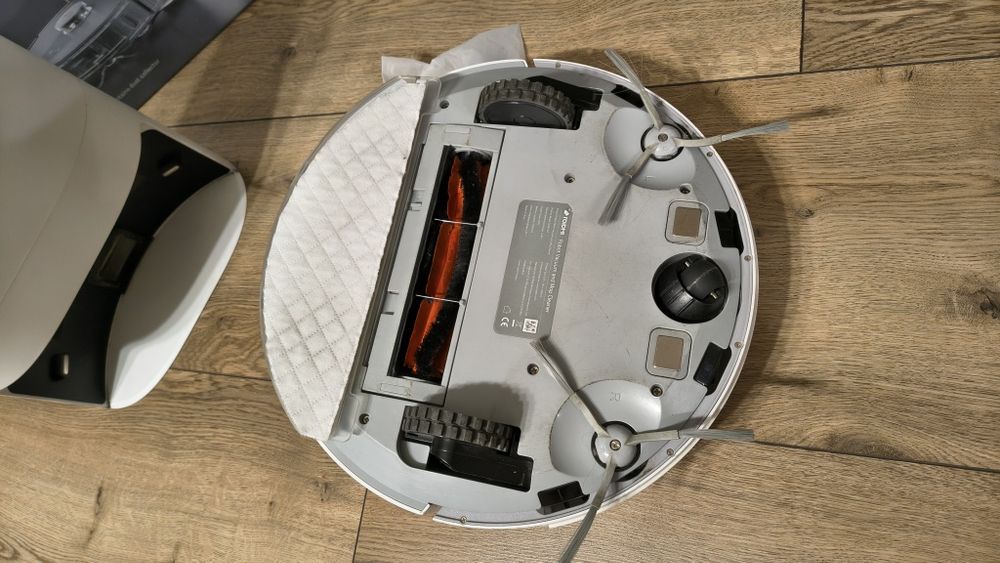 Roidmi Eve Plus robot sprzątający ze stacją opróżniania