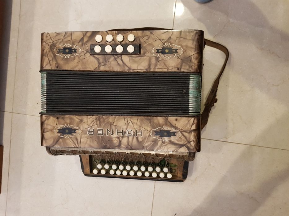 Concertina hohner anos 60