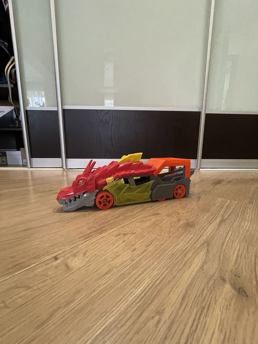 Автовоз hotwheels оригінал
