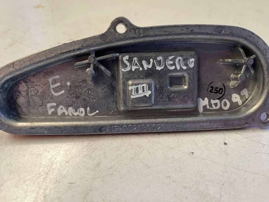 Dacia Sandero III - Módulo Farol LED Esquerdo - MD091