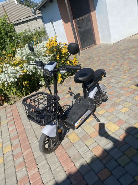 Электроскутер E-TITAN TOWN 14