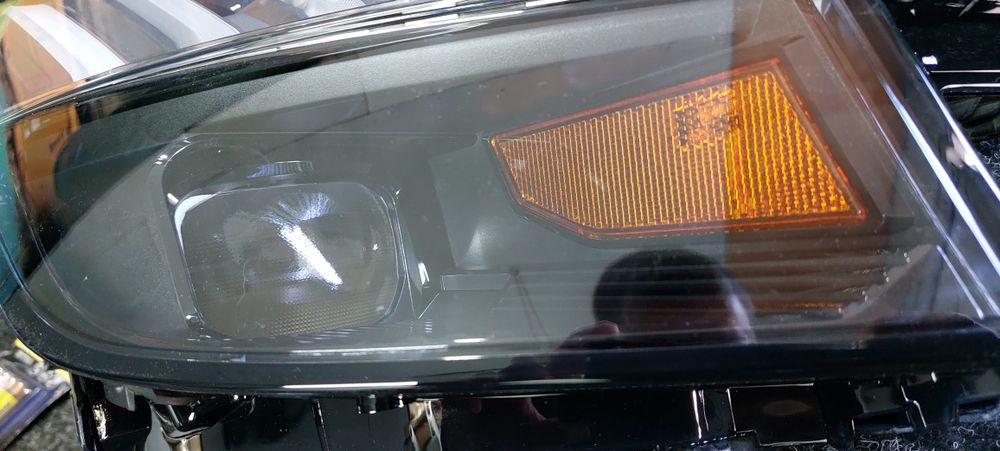 Фара Audi Q8 Matrix LED SQ8 RSQ8 правая лед права ауди ку8