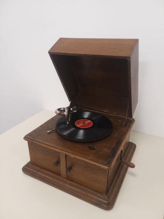 Gramofon Antyk polecam pięknie gra