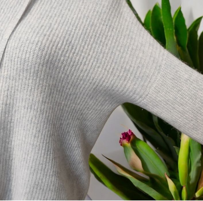 Новий светр - худі із 100% кашеміру!