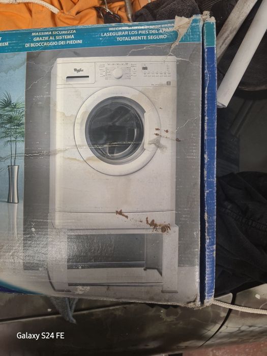 Подставка под стиральную ,сушильную машину