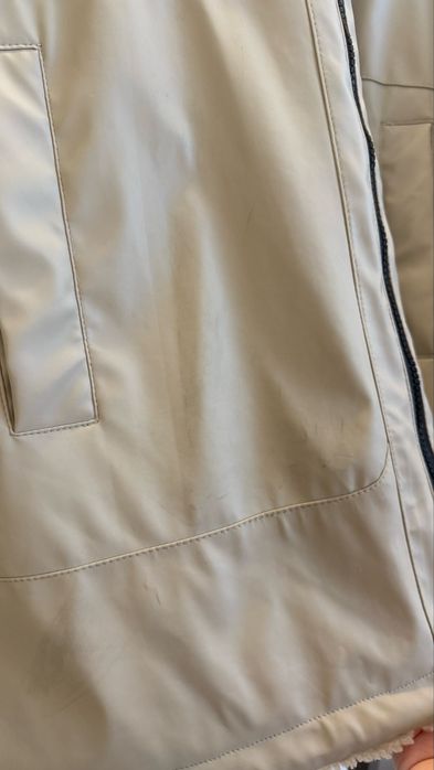 Тепла,  не промокаюча куртка від Zara