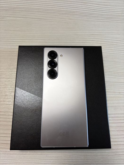 Samsung galaxy Z Fold 6