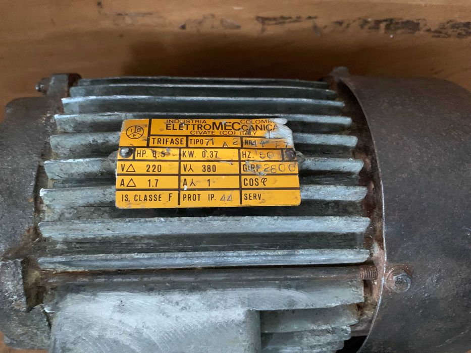 Электромотор 0.37 Квт.\1500