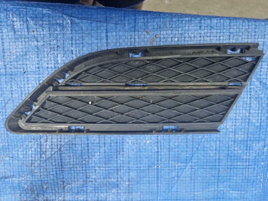 BMW E90 LIFT kratka zaślepka Oryginał Lewa