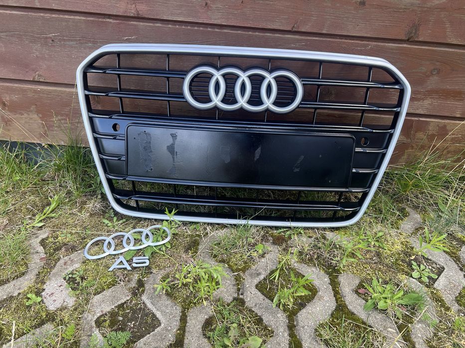 Oryginalny grill Audi A5 8T