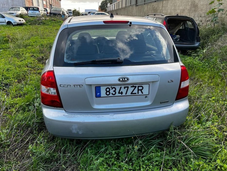 kia Cerato diesel para pecas
