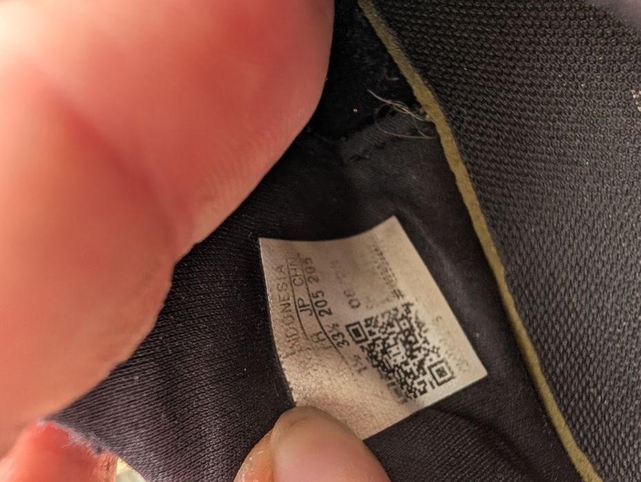 Buty adidas 33,5 chłopiec czarne