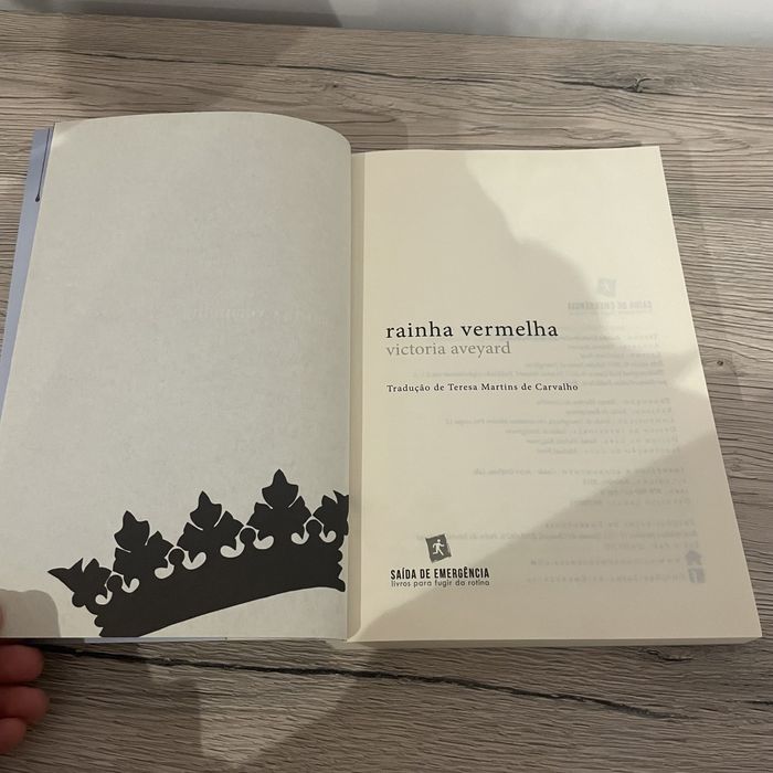 Livro A rainha vermelha