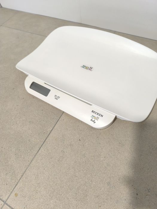 Balança Digital de Bebé BECKEN Baby BCS-2973 (Evolutiva | Até 20kg