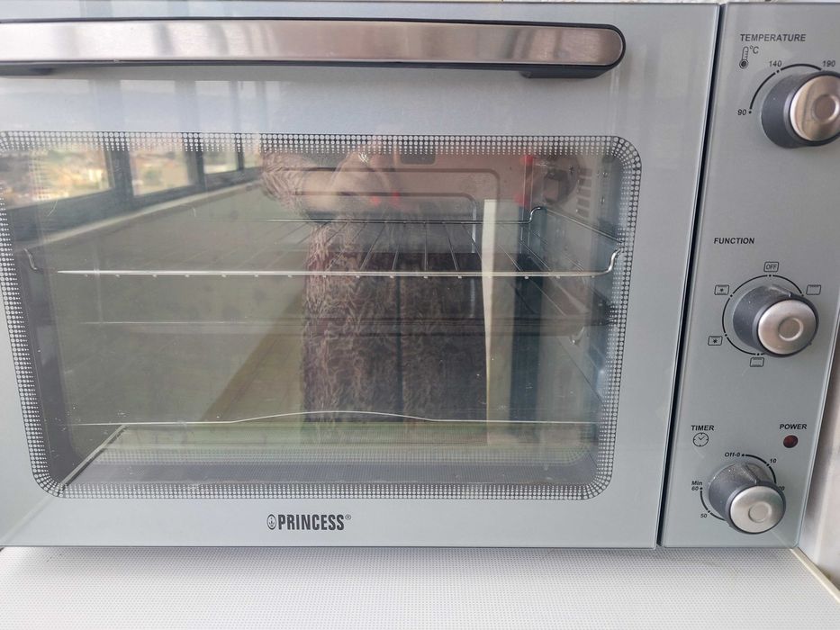 Forno Princess quase novo