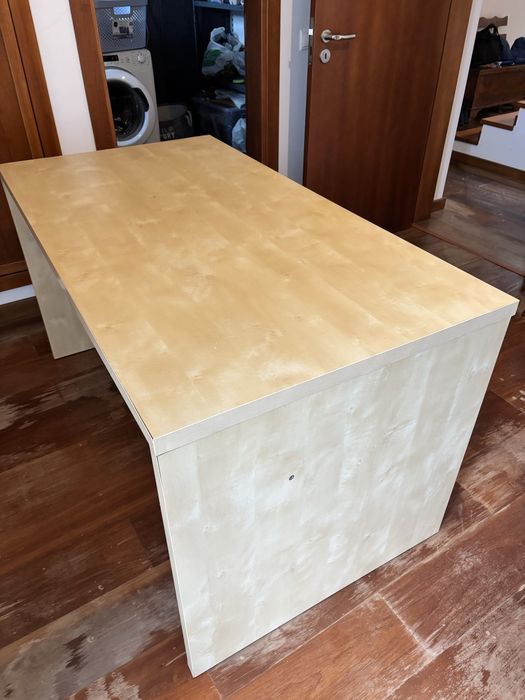 Secretaria IKEA MALM