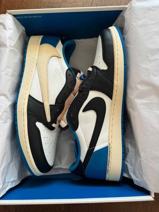 Jordan 1 Retro Low OG SP Fragment x Travis Scott R.43