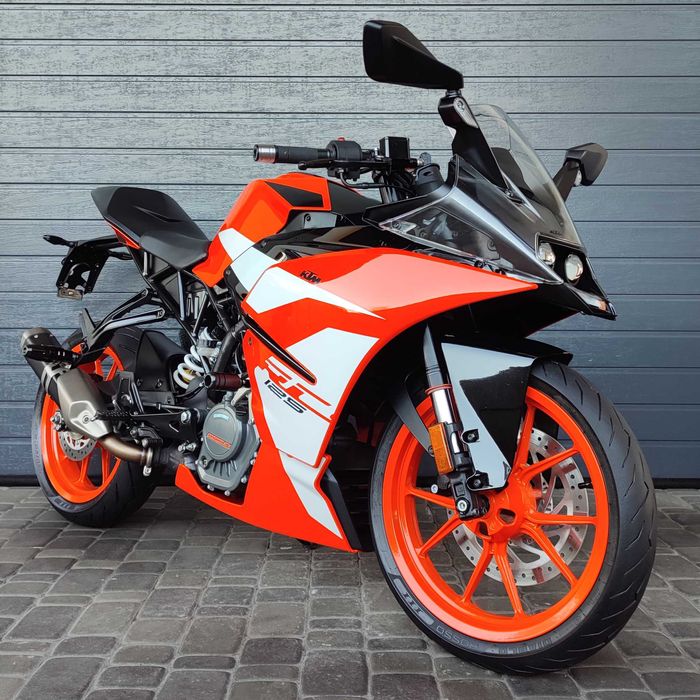 Продам мотоцикл KTM RC125 (7897)