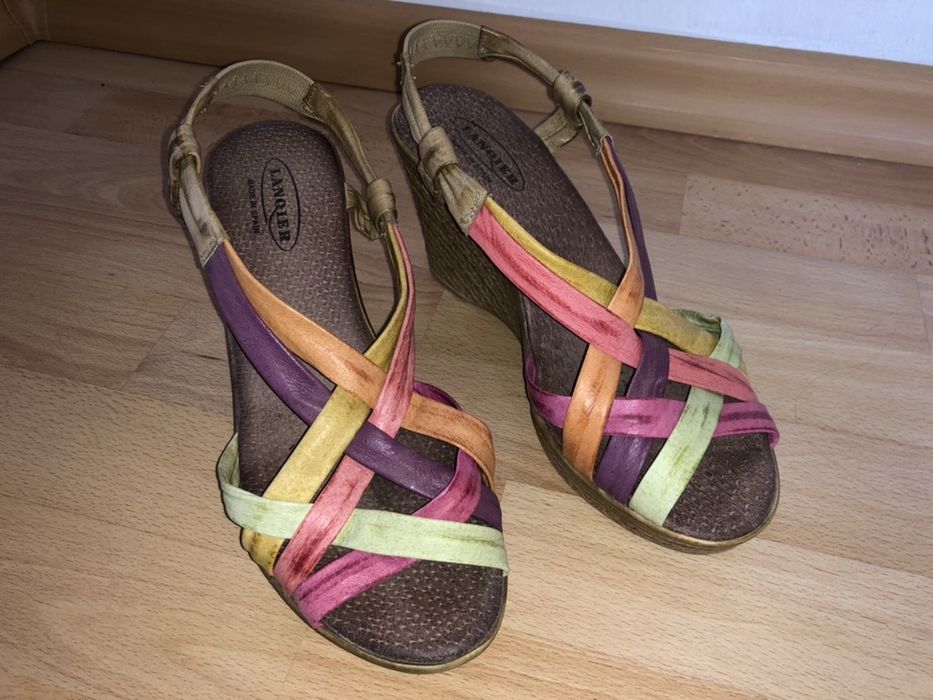 Шкіряні  босоніжки