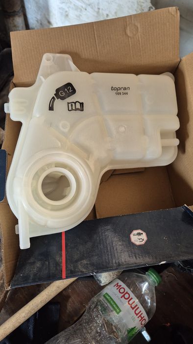 Розширювальний бачок ауді а4б7