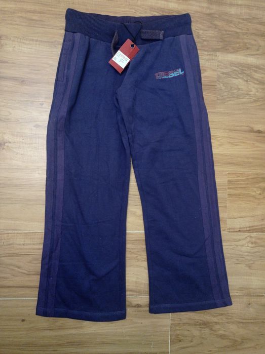 Dresy z szerokimi nogawkami