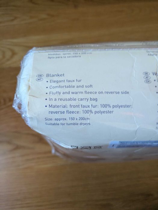 Manta de pele sintética Meradiso NOVA