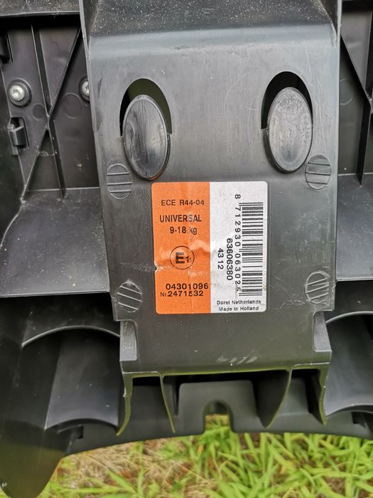 Fotelik MaxiCosi Universal 9-18 kg