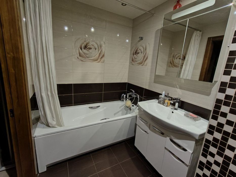 Квартира посуточно  Запорожье,    ЖД вокзал,  7 больница.  Новострой