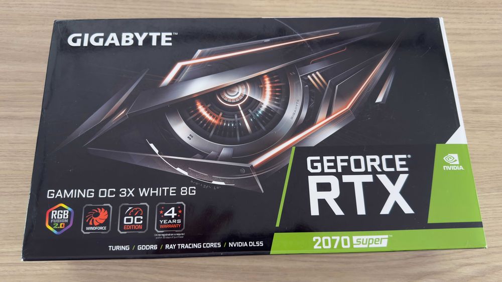Gigabyte GeForce RTX 2070 SUPER GAMING OC 8GB WHITE – 3 wentylatory
